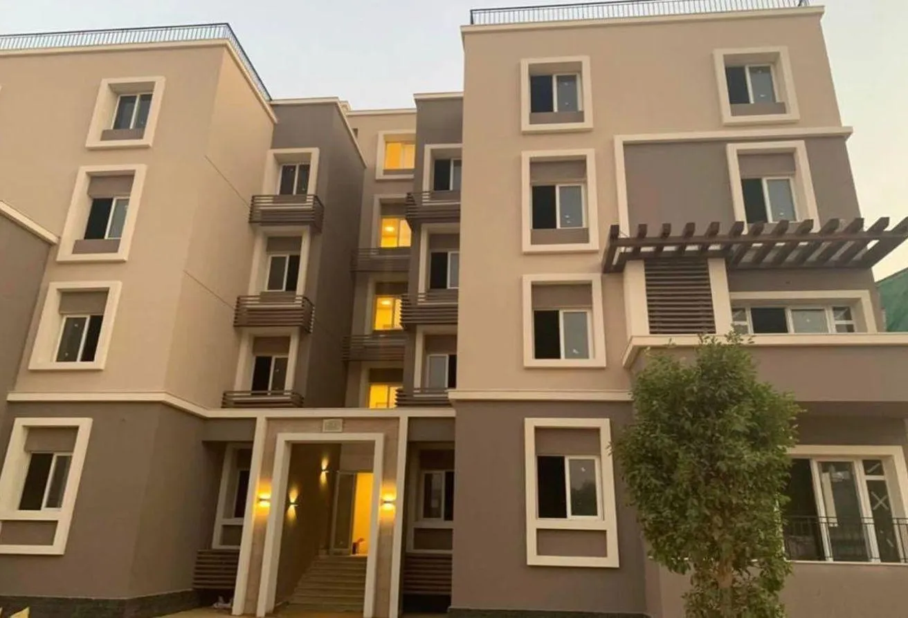 Sale in October Plaza: ready to move fully finished apartment-SODIC
