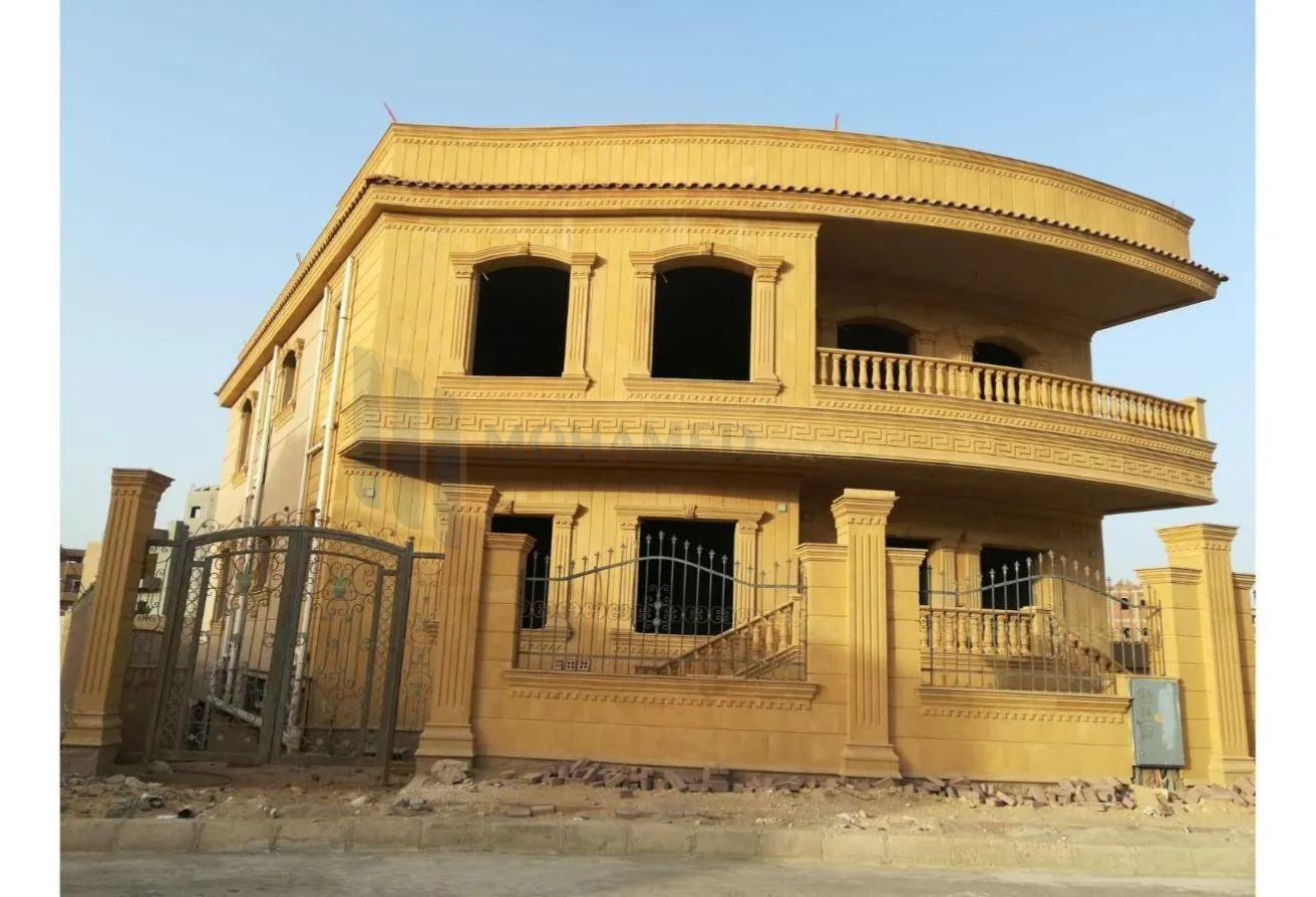 Sale in Palm Villa: فيلا للبيع فى كمبوند بالم فيلا المخابرات (ج) 525م