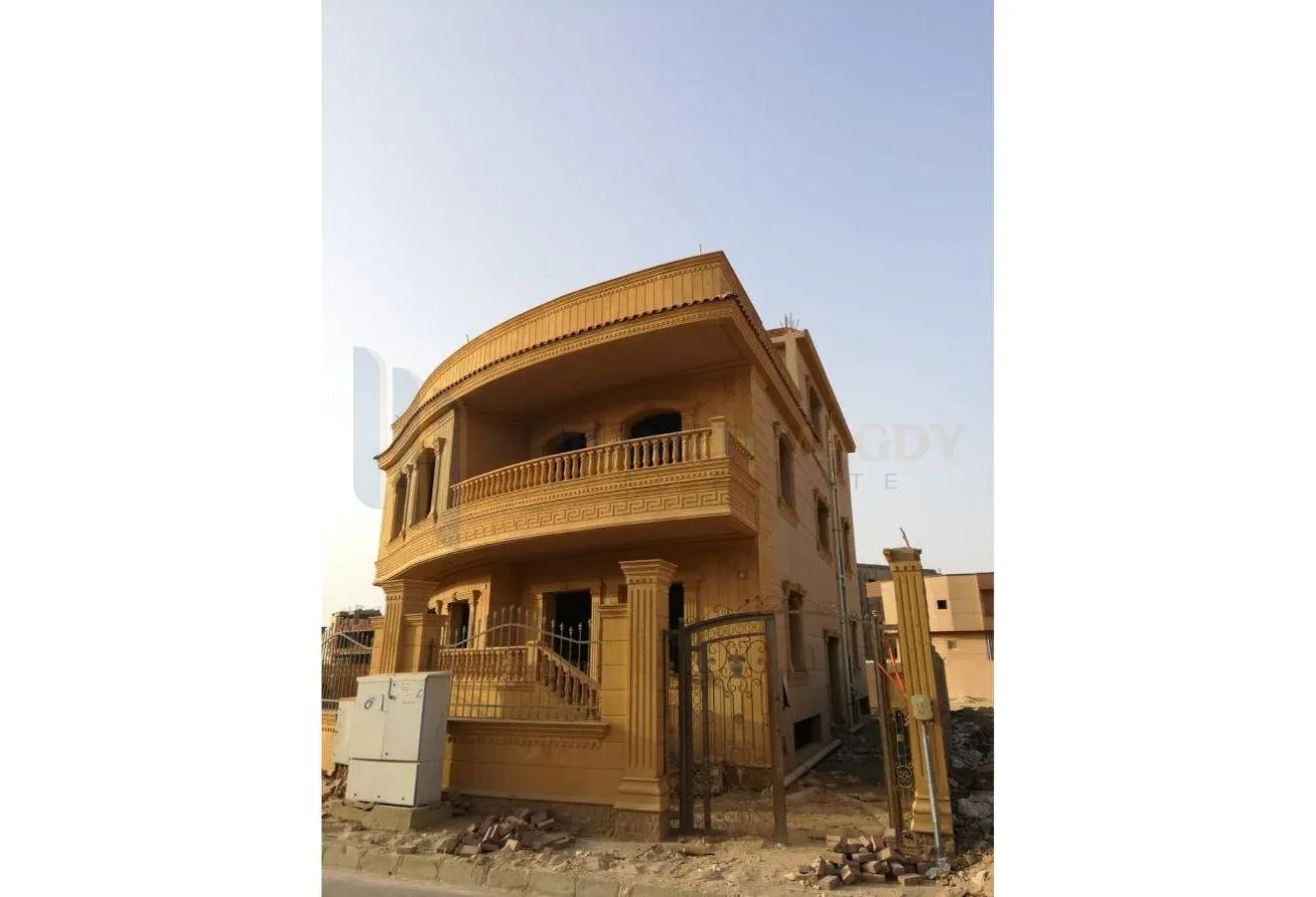 Sale in Palm Villa: Ready To Move Standalone villa in Palm Villa