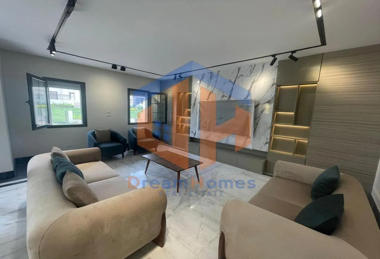Sale in Celia: the premium quality town villa in celia compound