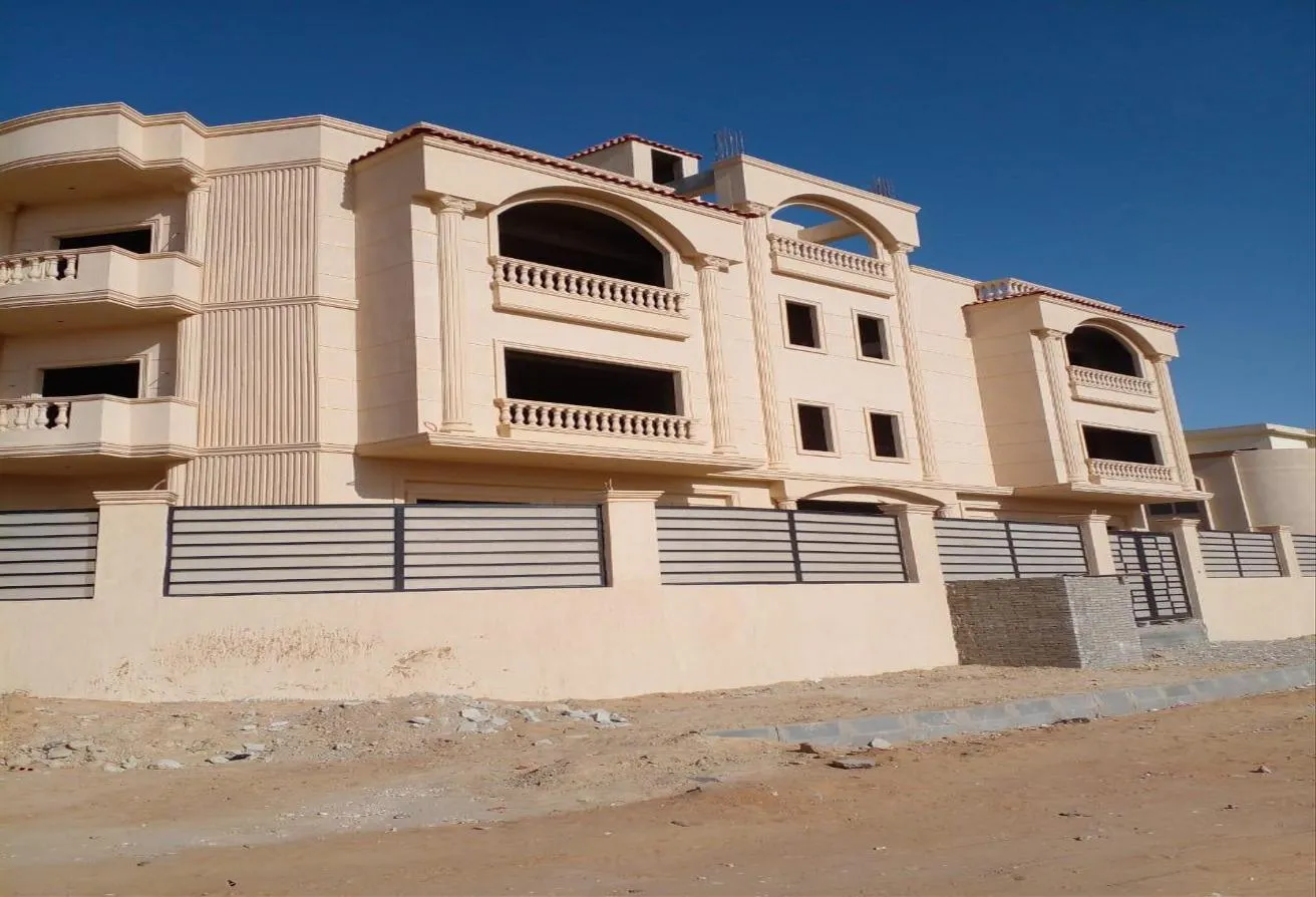 Sale in The 1st Settlement: فيلا للبيع بالتجمع بارقى مناطق فيلات تمر حنة