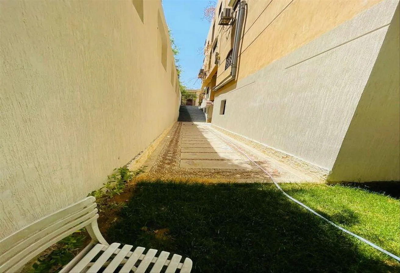 Gallery Image 8