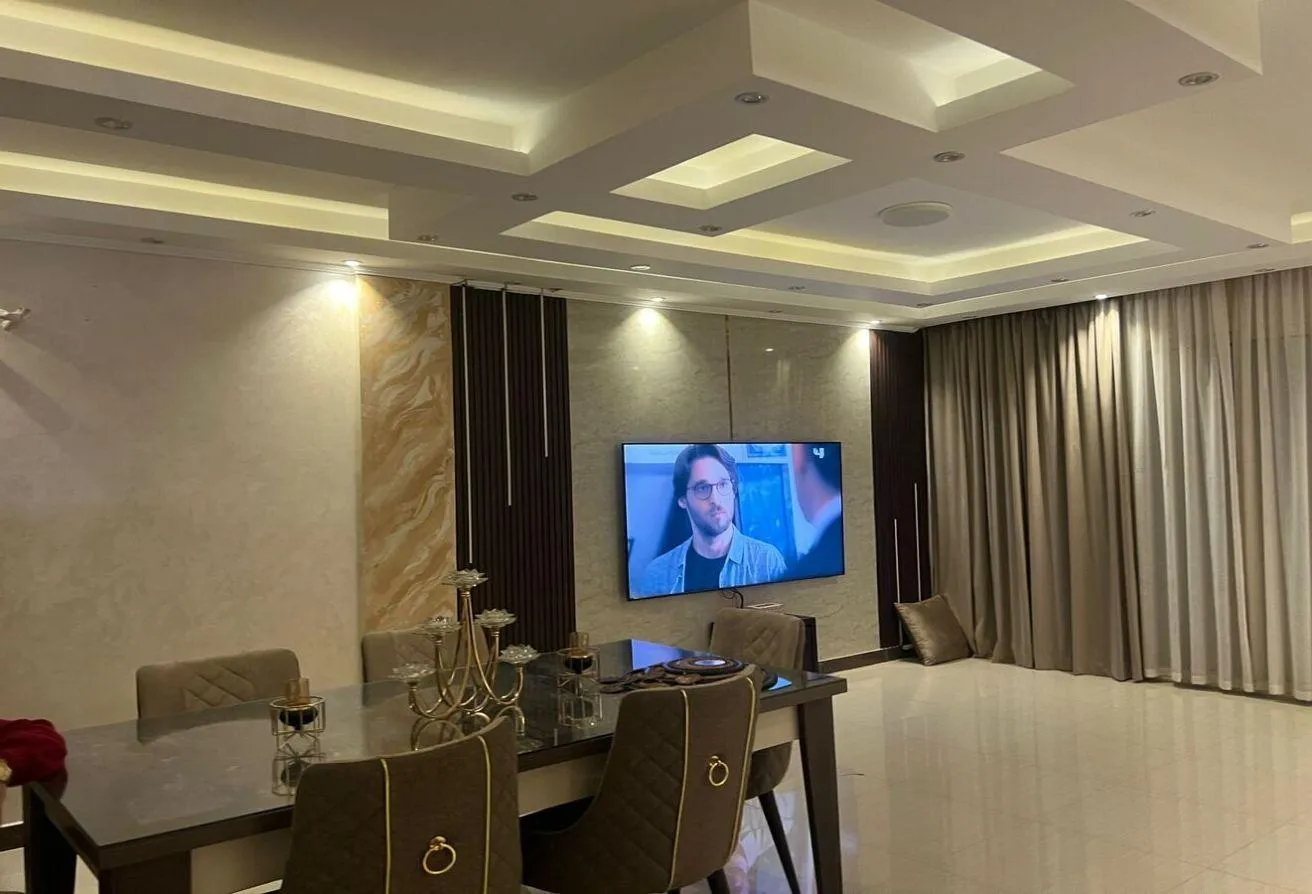 Rent in Sunrise: Villa for rent Half-furnished in Fifth Settlement