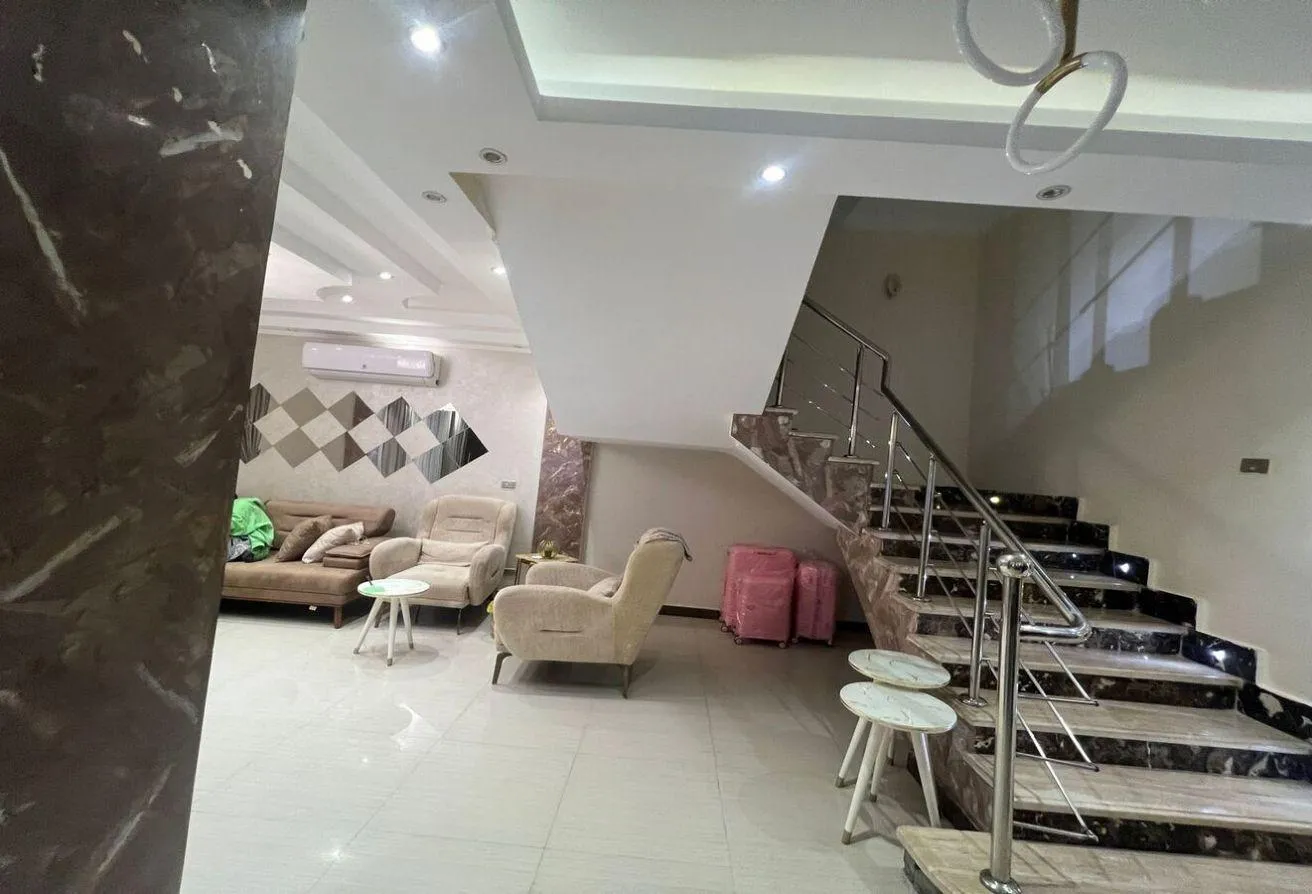 Gallery Image 8
