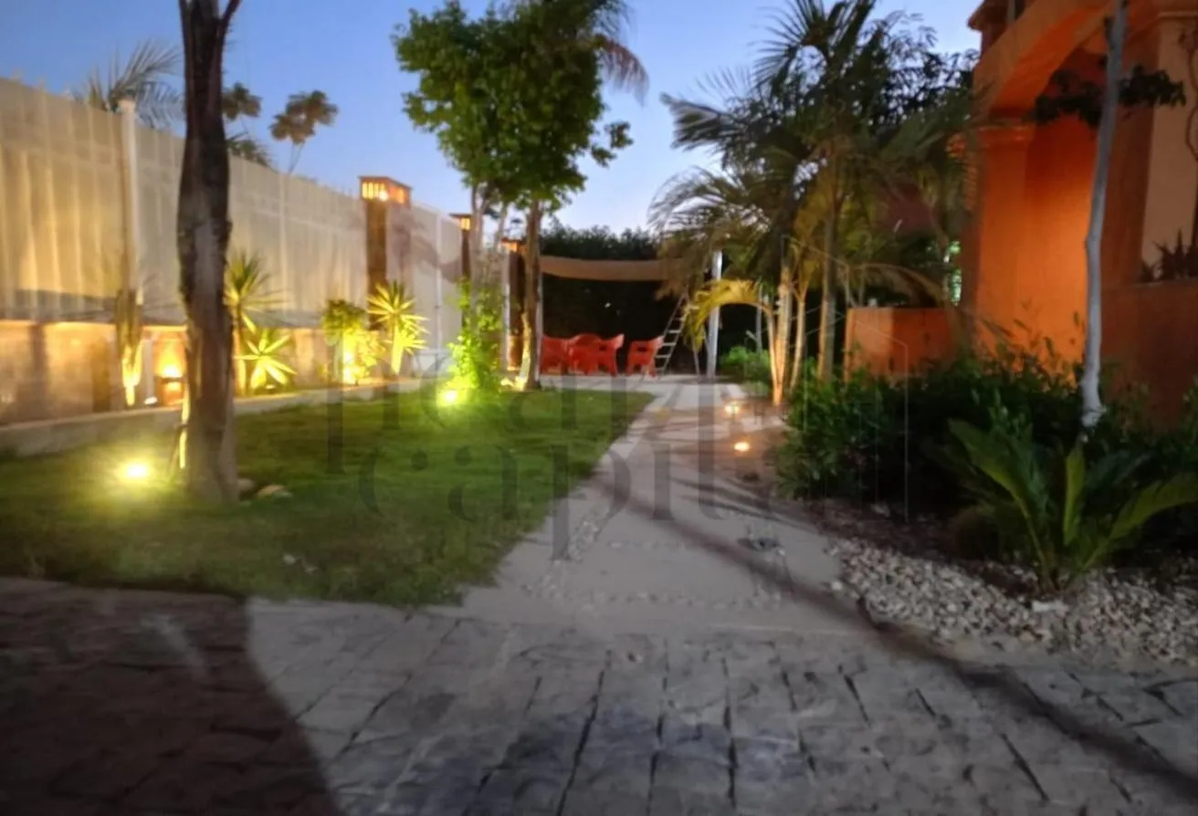 Sale in Wadi Al Nakhil: Villa fully finished With private pool in Ocotber