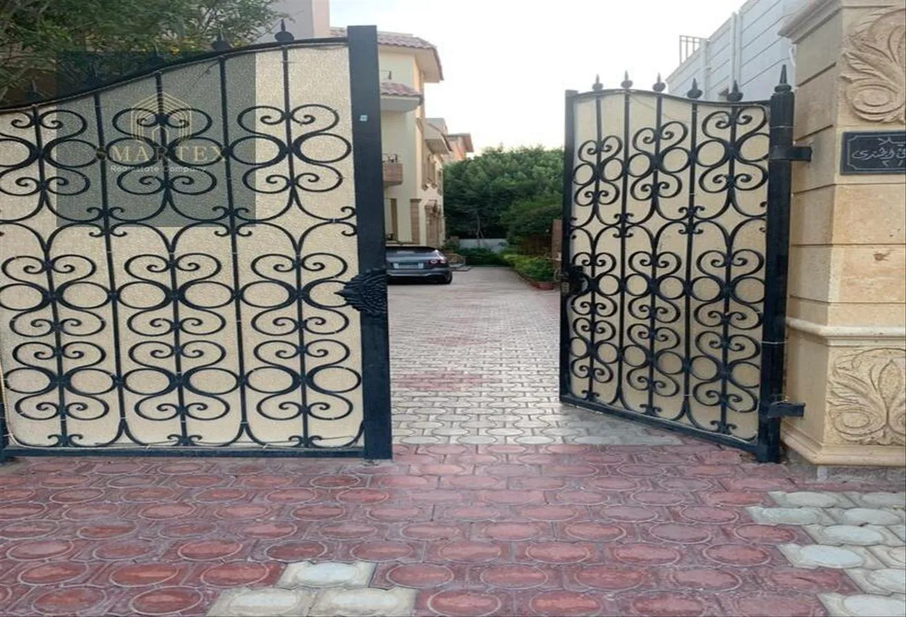 Sale in Al Shorouk 2000: Villa for sale in Sodic East Al Shorouk