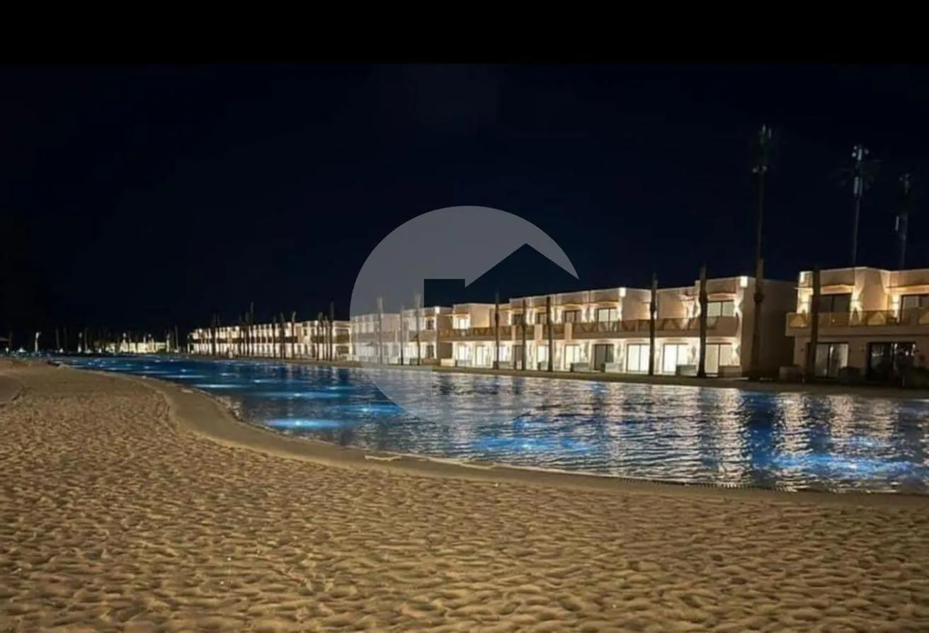 Sale in Playa Resort: Twin house Playa 337m lagoon view delivery 1 year