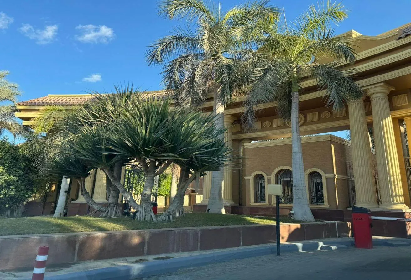 Sale in West Gate: For sale town house corner at West Gate compound .
