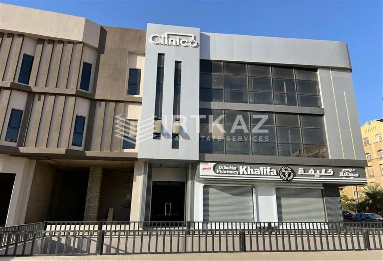 Rent in El Banafseg Services Area: Shop For Rent With Very Prime Price in Clinico