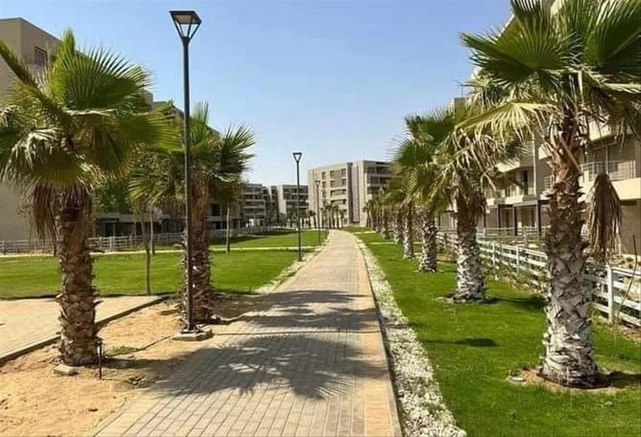 Sale in Capital Gardens Compound: apartment resale cash view club house in Palm hill