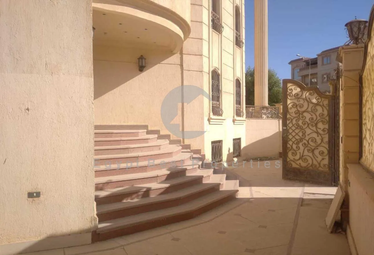 Sale in West Somid Road: Villa for Sale in West Somid 6October Fully Finish