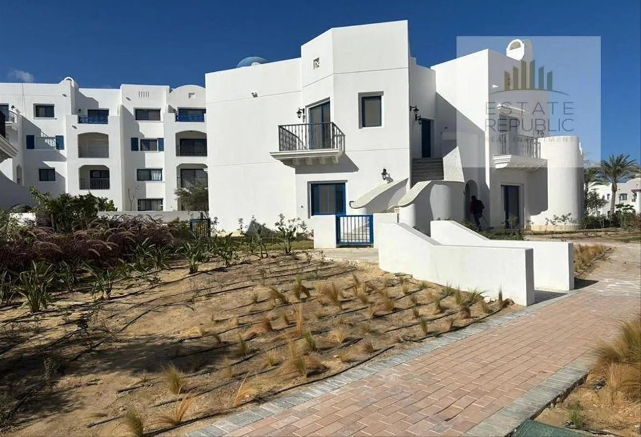 Sale in Marassi: EXCLUSIVE FANCY VILLA ON SEA IN MARASSI VALENCIA