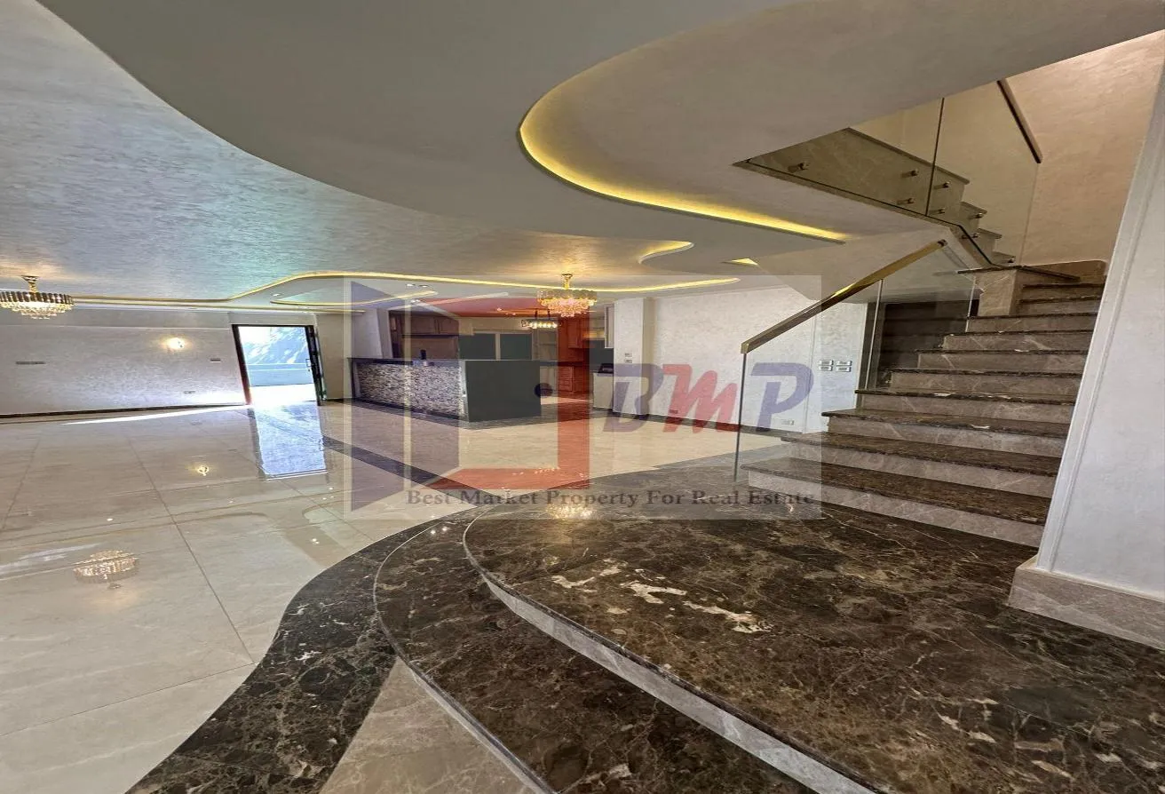 Gallery Image 16