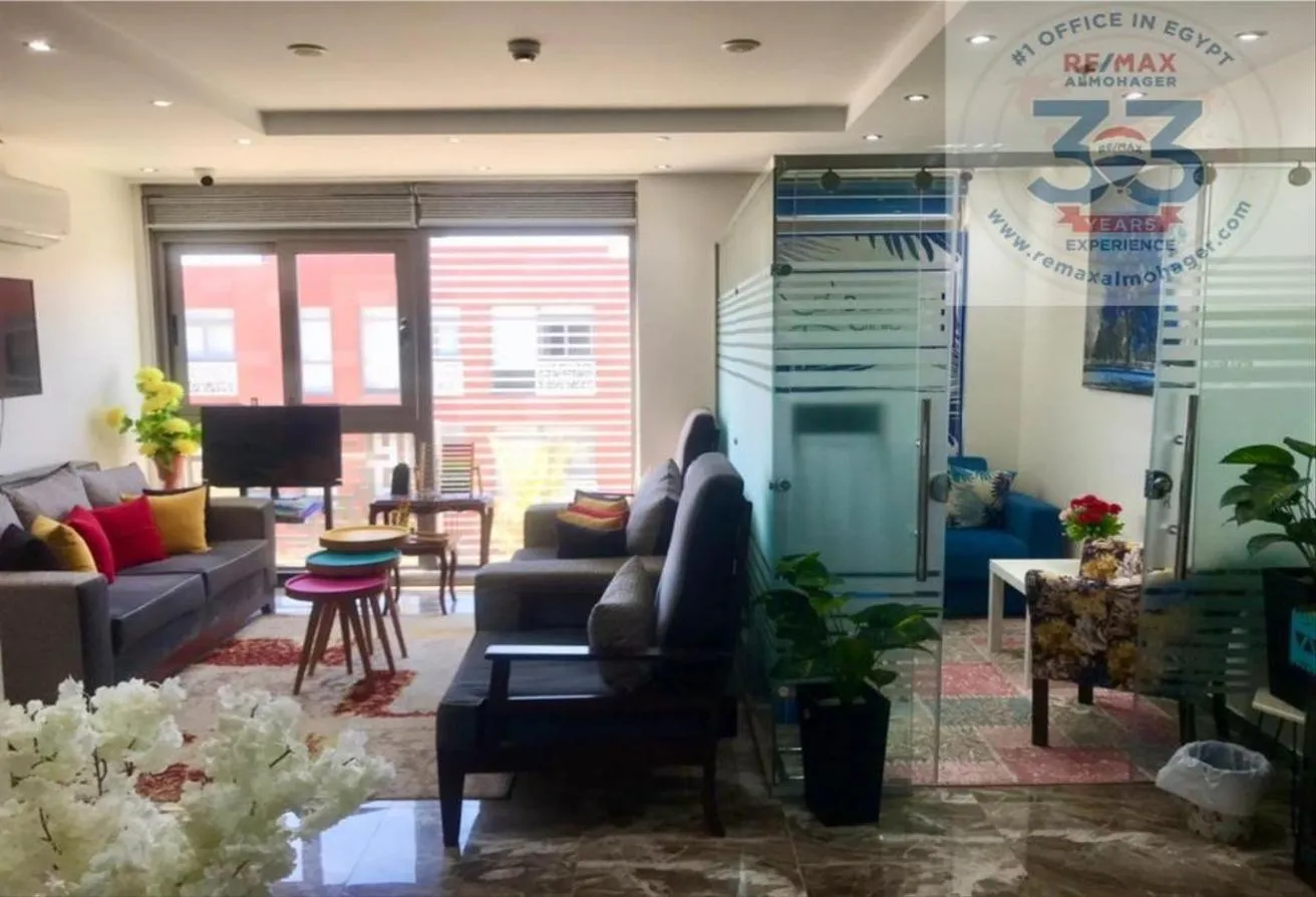 Rent in The Courtyard: Under Market Price Office With Special View
