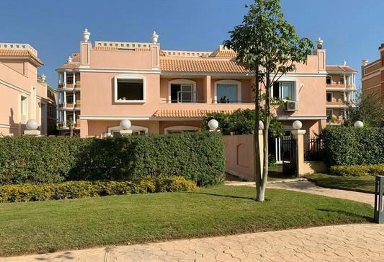 Sale in Cleopatra Palace: Townhouse for sale in Cleopatra Palace El Shorouk