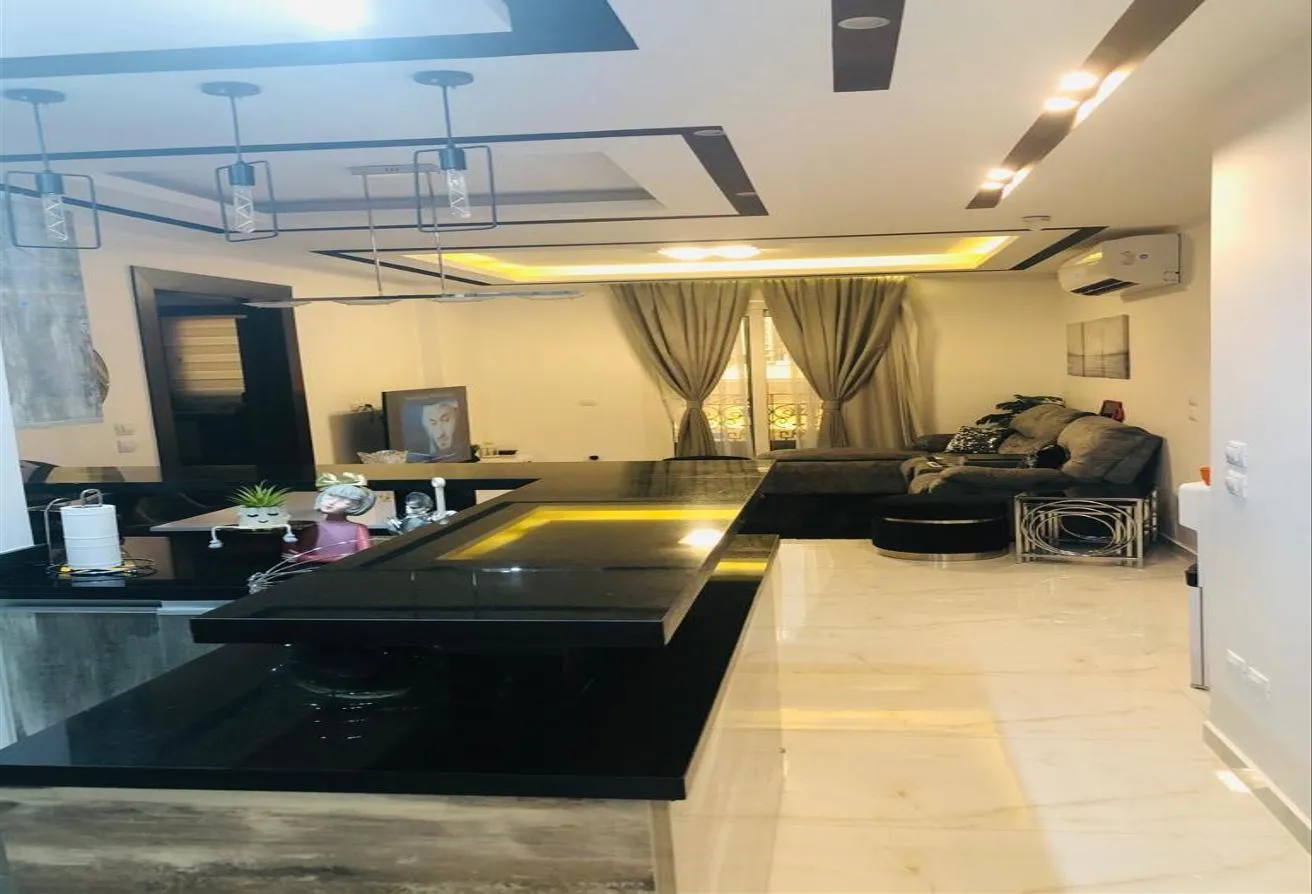 Sale in Makany: شقة للبيع190م فى موقع مميز جدا كمبوند مكانى قطامية