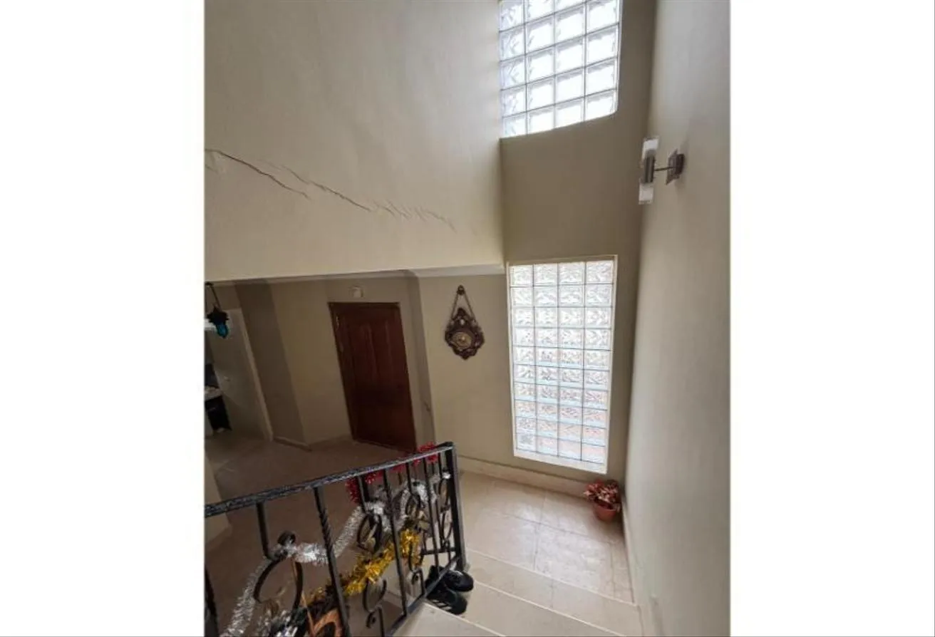 Gallery Image 19