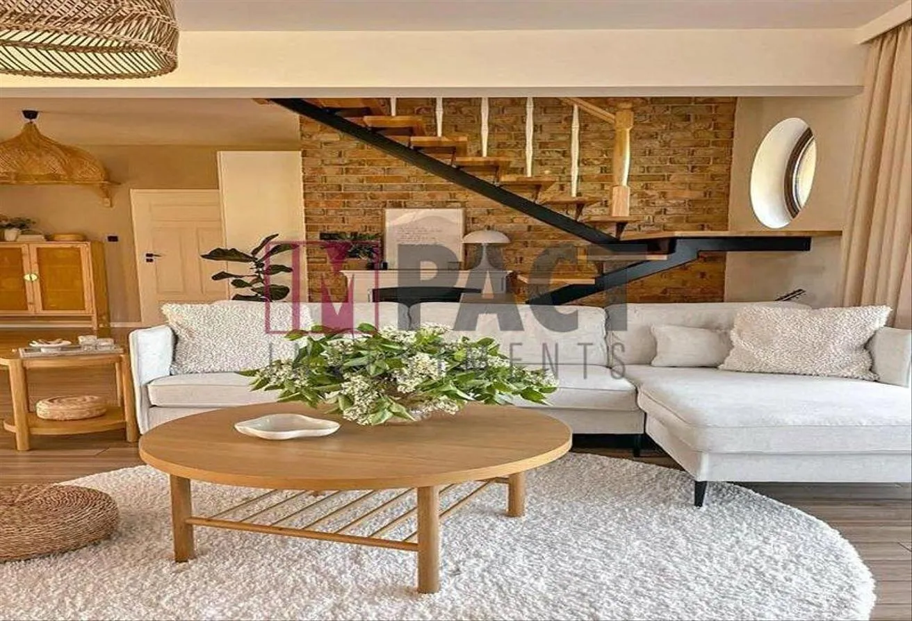 Sale in American University Housing District: Duplex in American University Housing Area, New