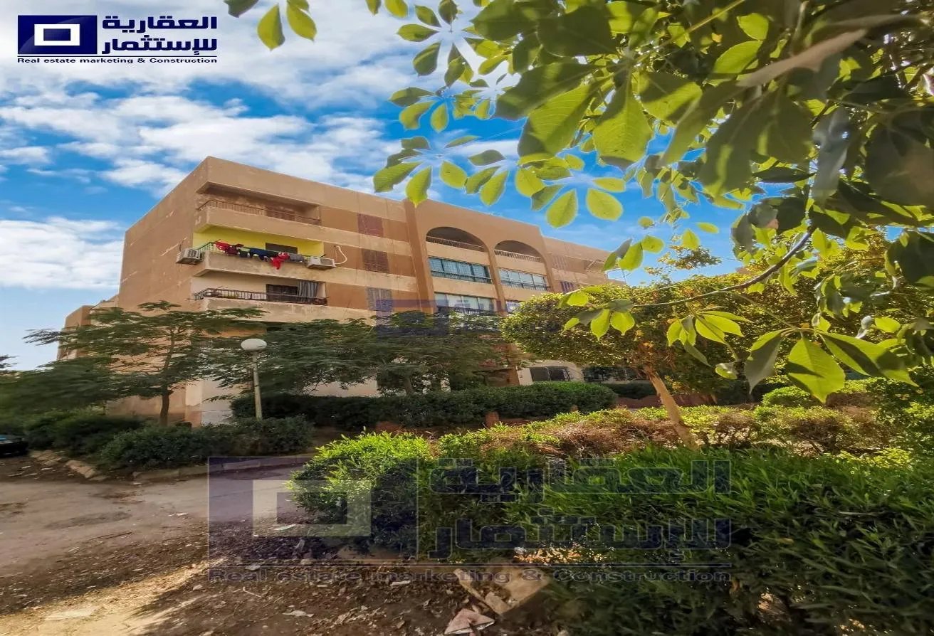 Sale in 11th District: شقة للبيع بالحي ال 11 - مدينة 6 أكتوبر