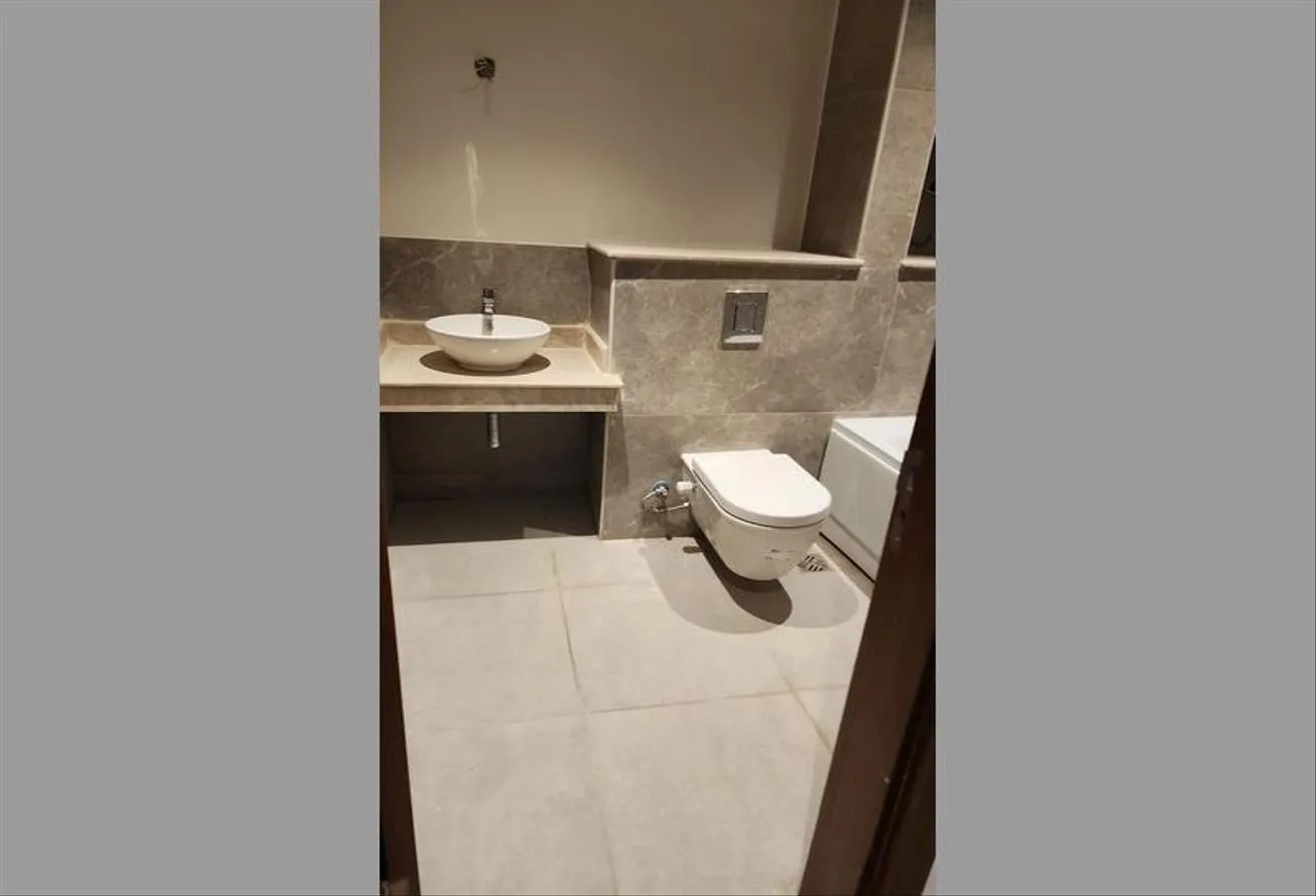 Sale in Al Khamayel city: Duplex Directly on the axis - 8 years installment