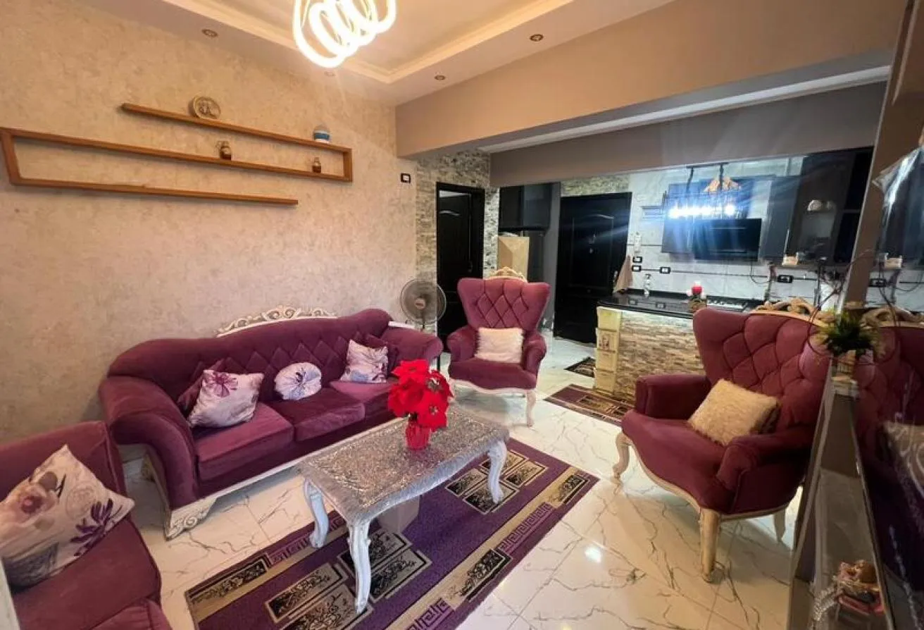 Rent in Al Mostakbal: استديو الايجار المفروش فى الشيخ زايد  ارضى بجاردن 