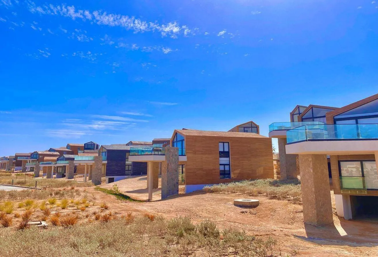 Sale in Reef Town: Limtted Offer ( 0% DP ) Own Twinhouse Double View.