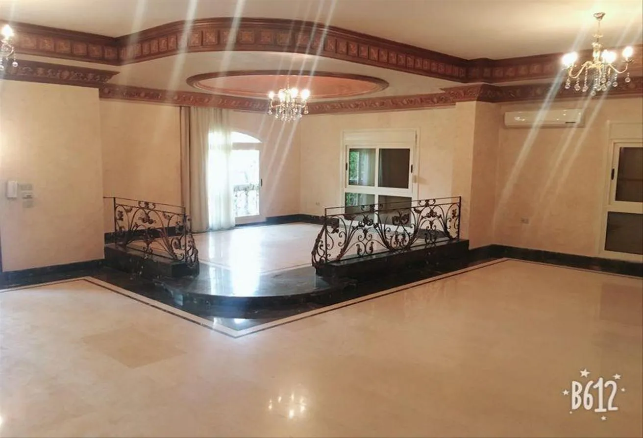 Gallery Image 12