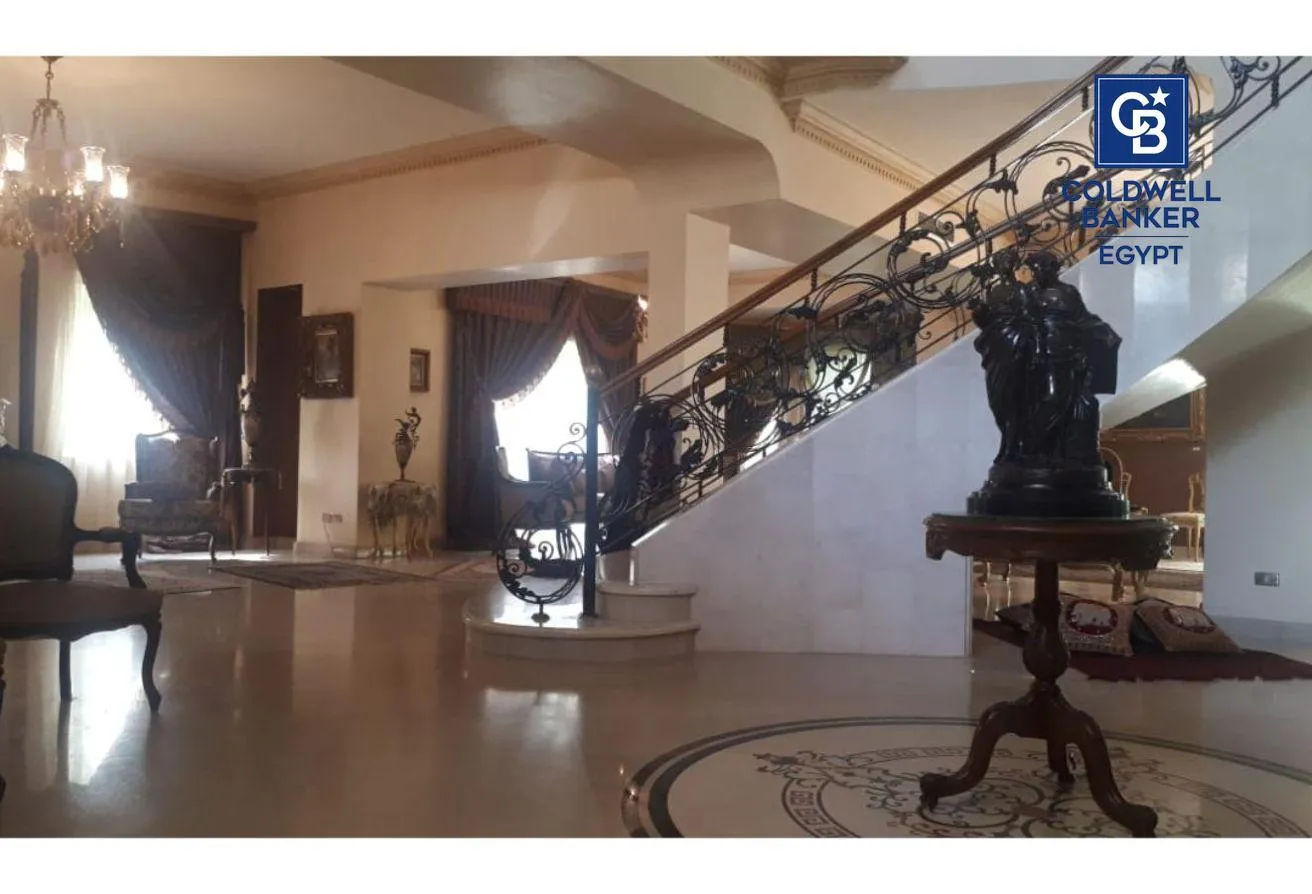 Sale in Gardenia Park: LUXURIOUS VILLA WITH CENTERAL AC's&amp; SPECIAL AREA