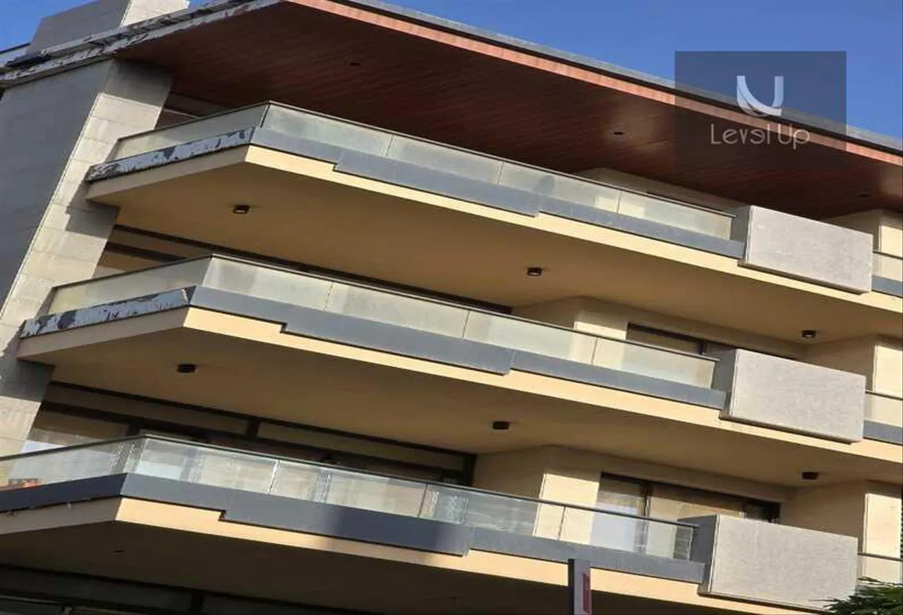 Sale in Azad: Penthouse for sale in a special view in Azad