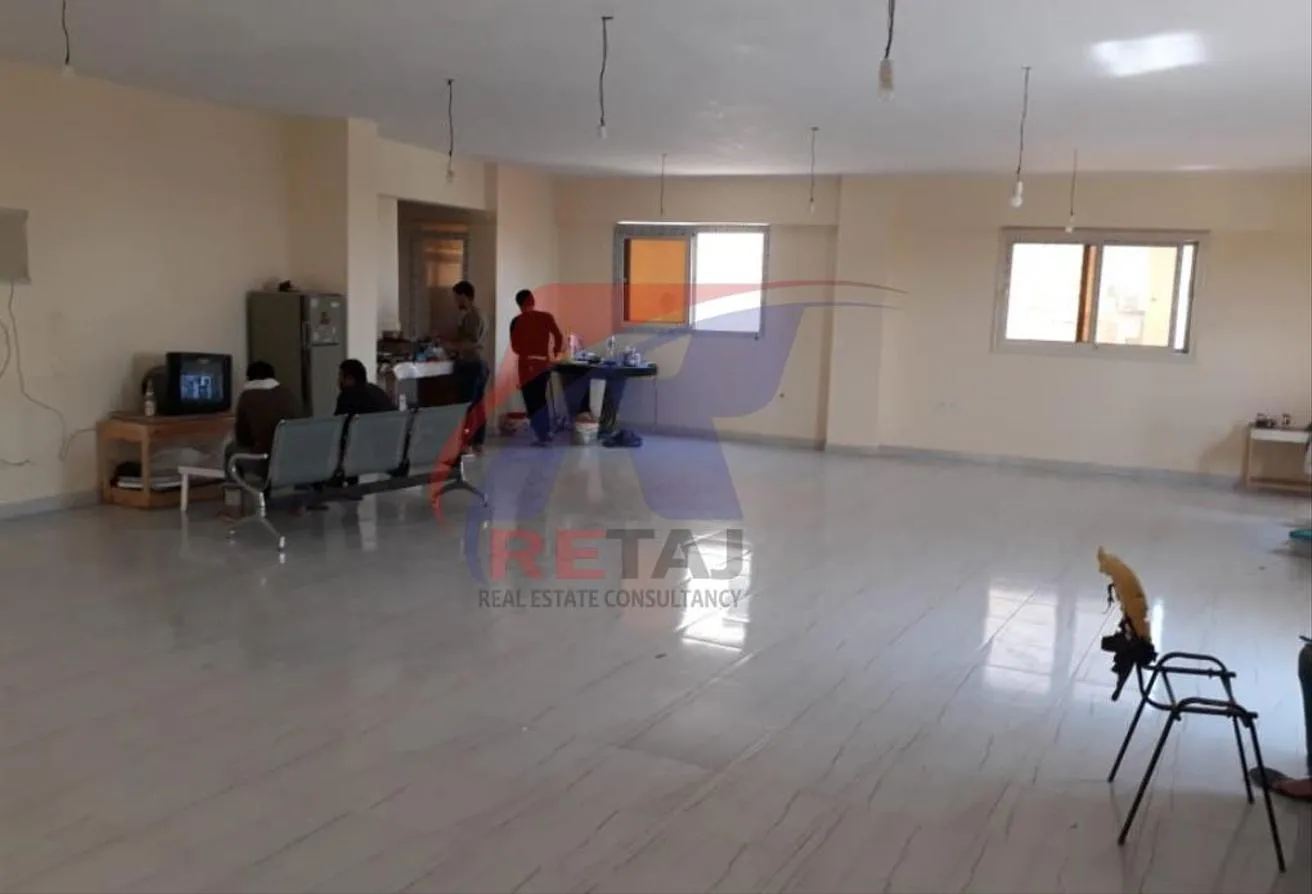 Rent in The Industrial Zone: **Factory for Rent in the 1000 Factories Area