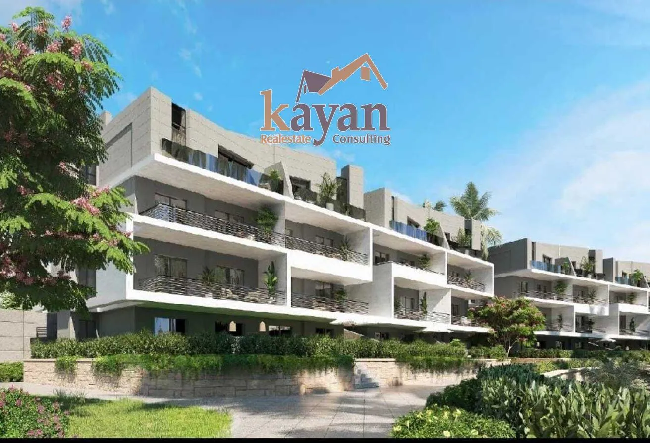 Sale in Jebal El Sokhna: Ground Chalet+ garden sew view, Below market price