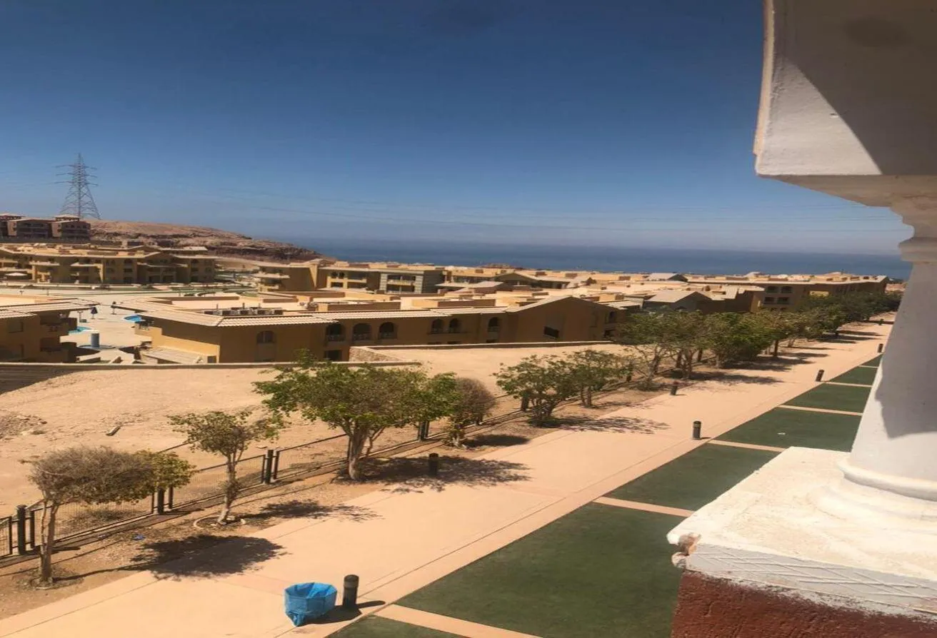 Sale in Hawaiian: للبيع شاليه استعمال شخصى مفروش  بهاواين بورتولسخنه