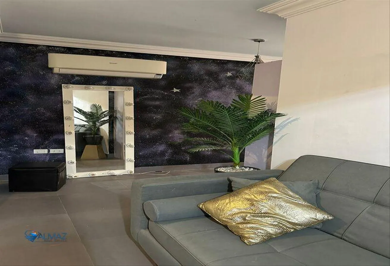 Gallery Image 8