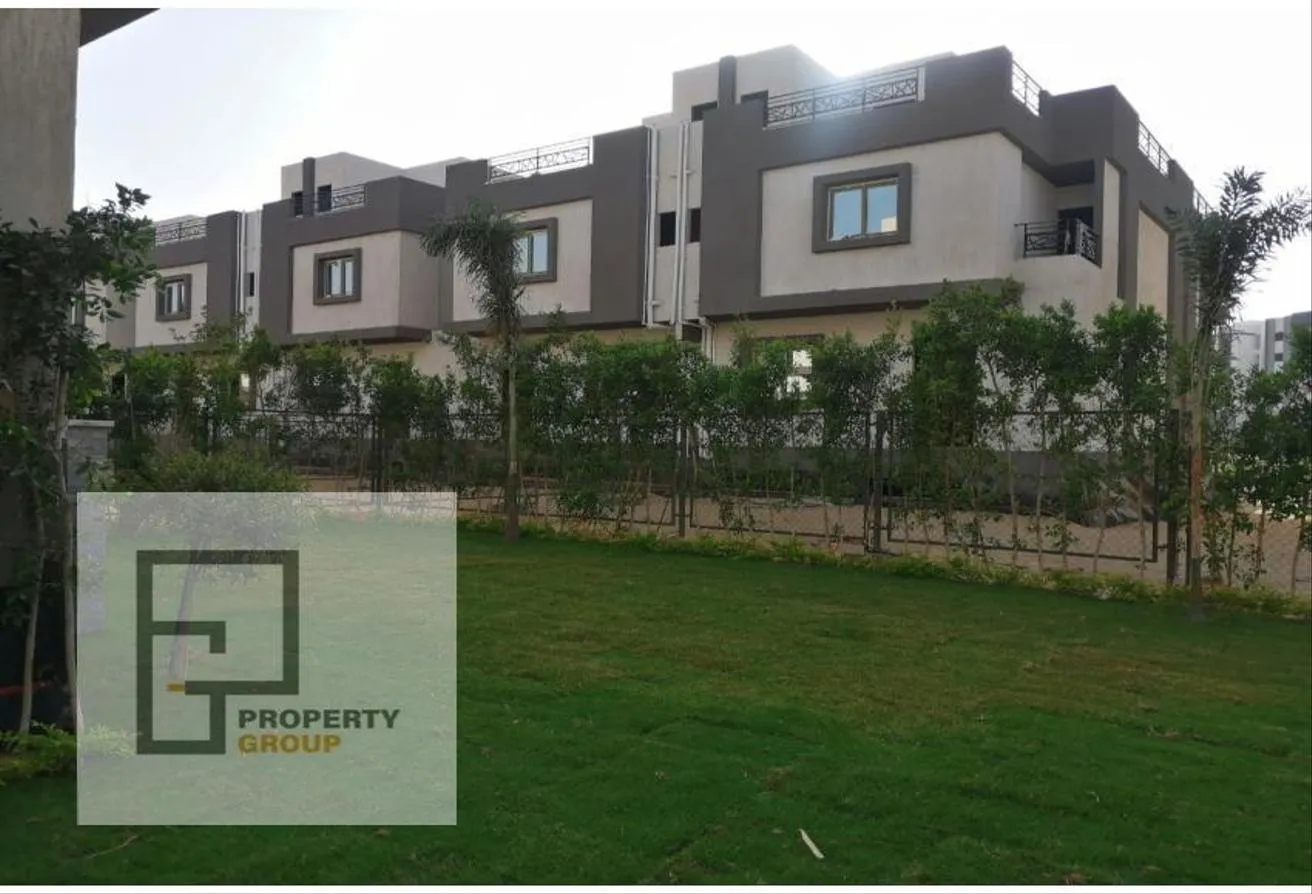 Sale in Rock Eden: Penthouse 235m ready to move near Mall of Egypt