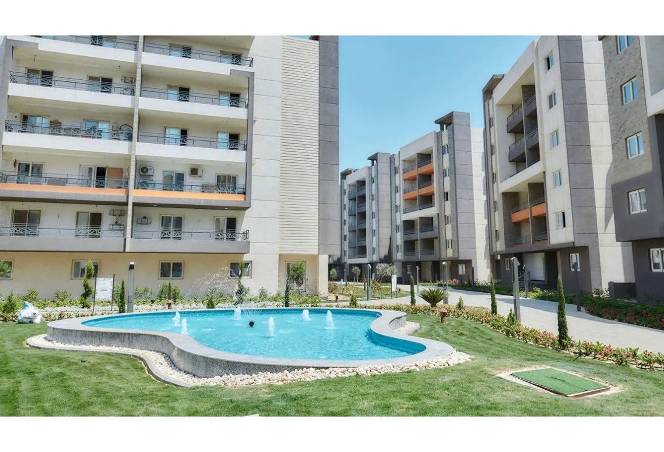 Sale in Rock Eden: شقه للبيع بروف في حدائق اكتوبر استلام فوري