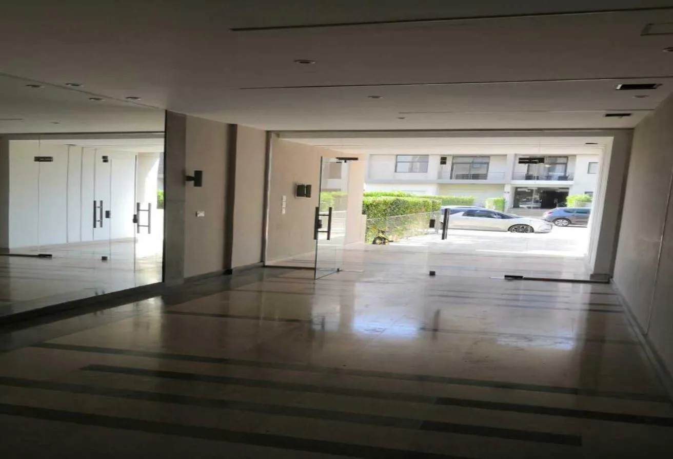 Gallery Image 12
