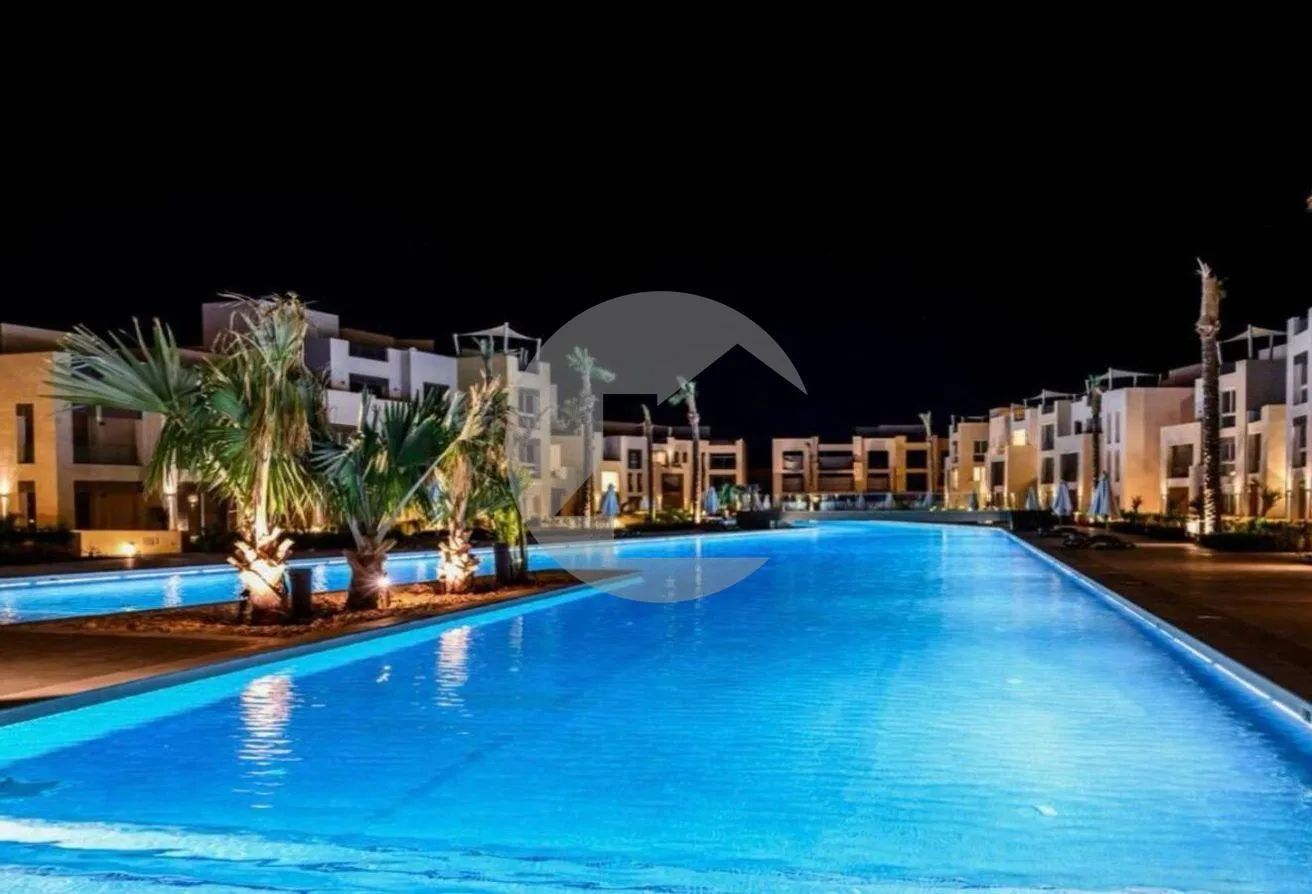 Sale in West Gulf: FOR SALE CHALET FINISH WITH GARDEN, 1ST ROW LAGOON