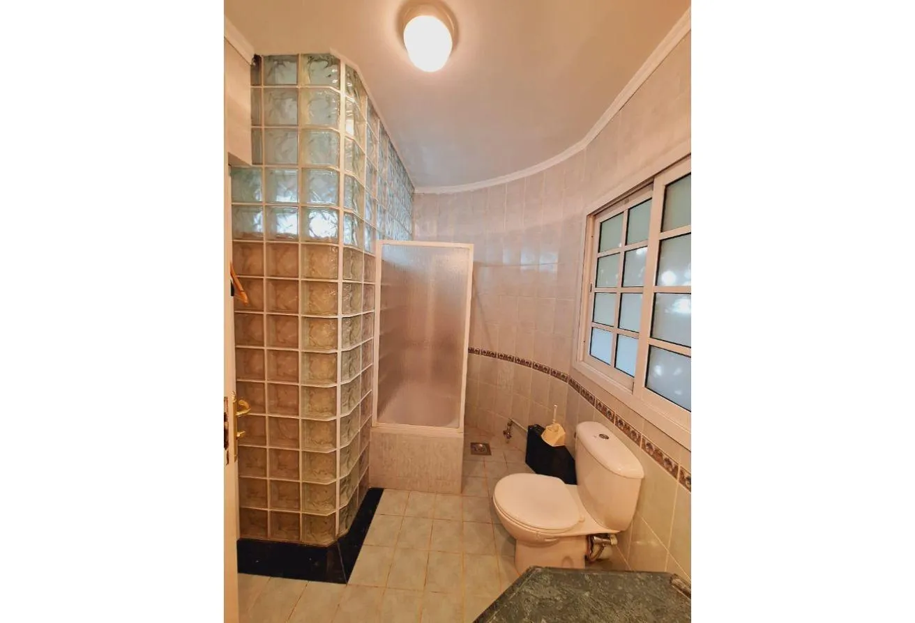 Gallery Image 19