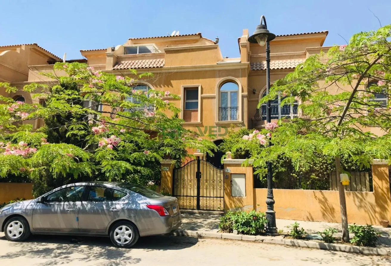 Sale in West Gate: Townhouse for sale in West Gate Compound