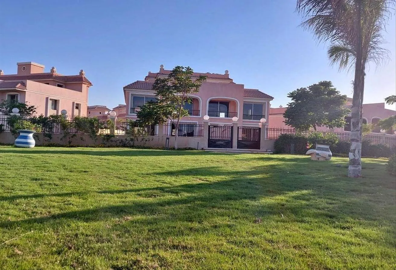 Sale in Cleopatra Palace: Villa For sale 295M Ready To Move Cleopatra Palace