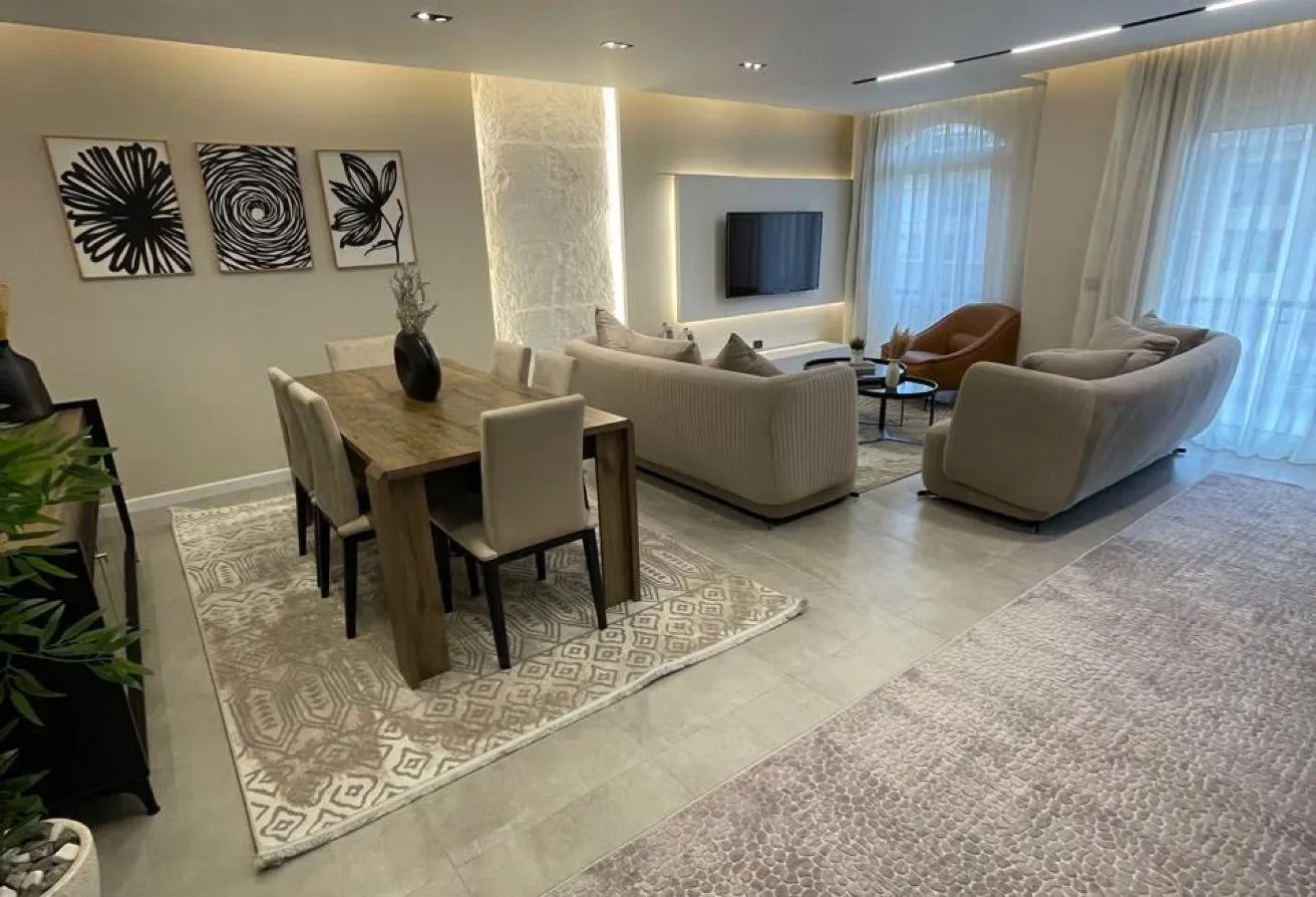 Sale in Stone Residence: بنتهاوس للبيع  في استون ريزيدونس التجمع الاول