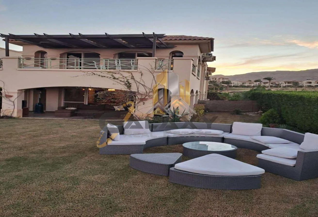 Sale in La Vista 6: Special Offer Furnished villa Second row on thesea