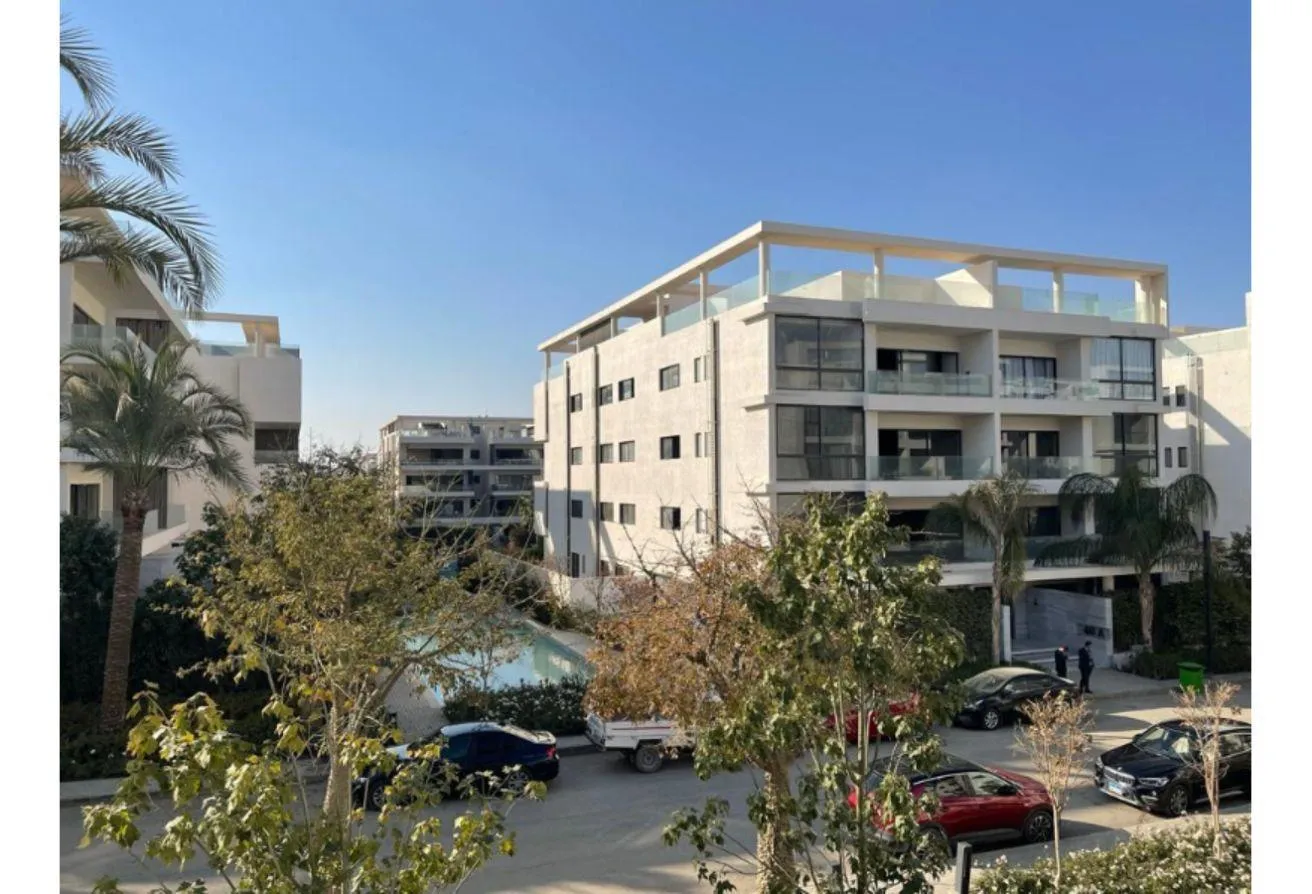 Sale in Lake View Residence 2: apartment for sale in lake view res2 with 2m dp