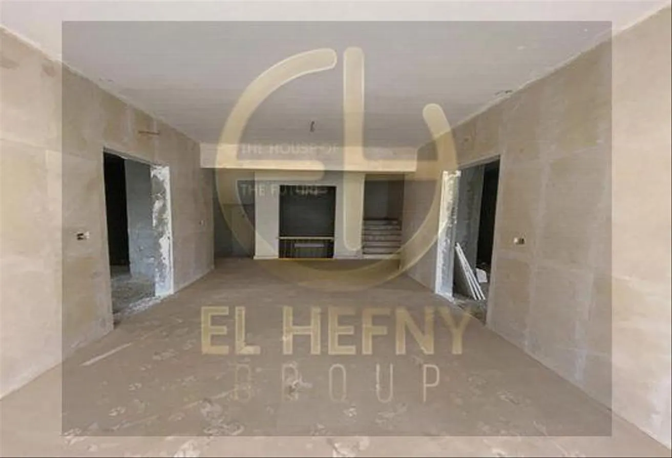 Sale in Tamr Hena: Distinctive 2400 sqm villa in Tamr Henna 3, divide
