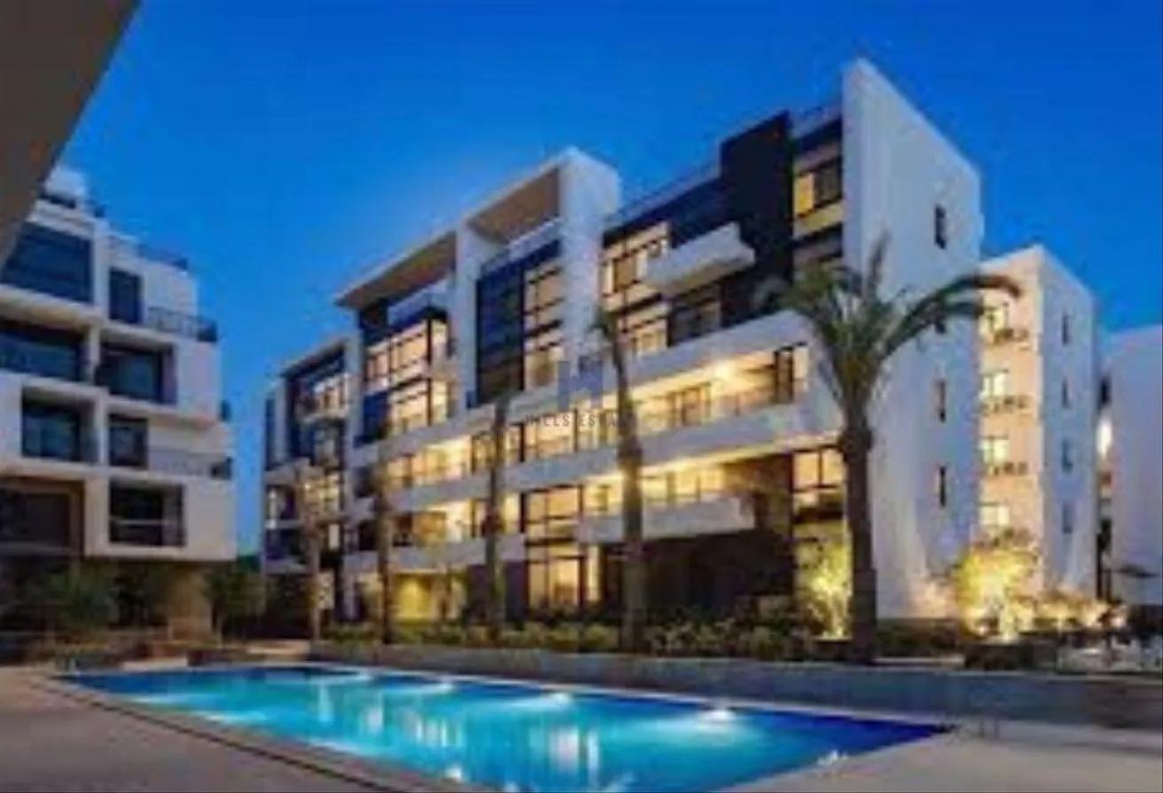 Sale in The Capital Way: Ready To Move Resale Apartment in Capital Way