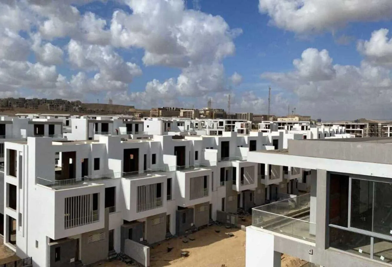 Sale in Brix: Apartment with low DP very soon delivery 6yrs plan
