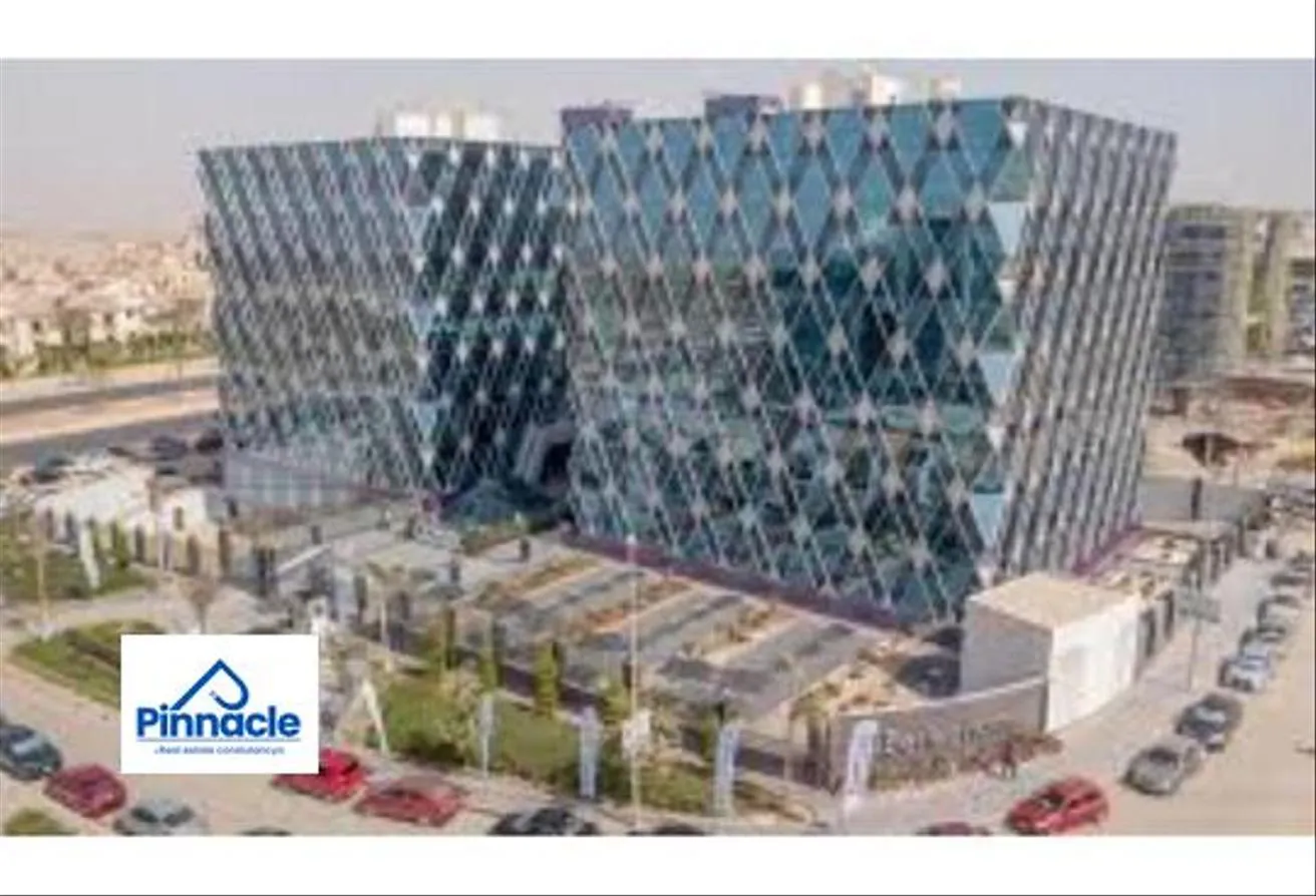 Rent in Cairo Business Plaza: Office for rent in Cairo Business Plaza 165 m