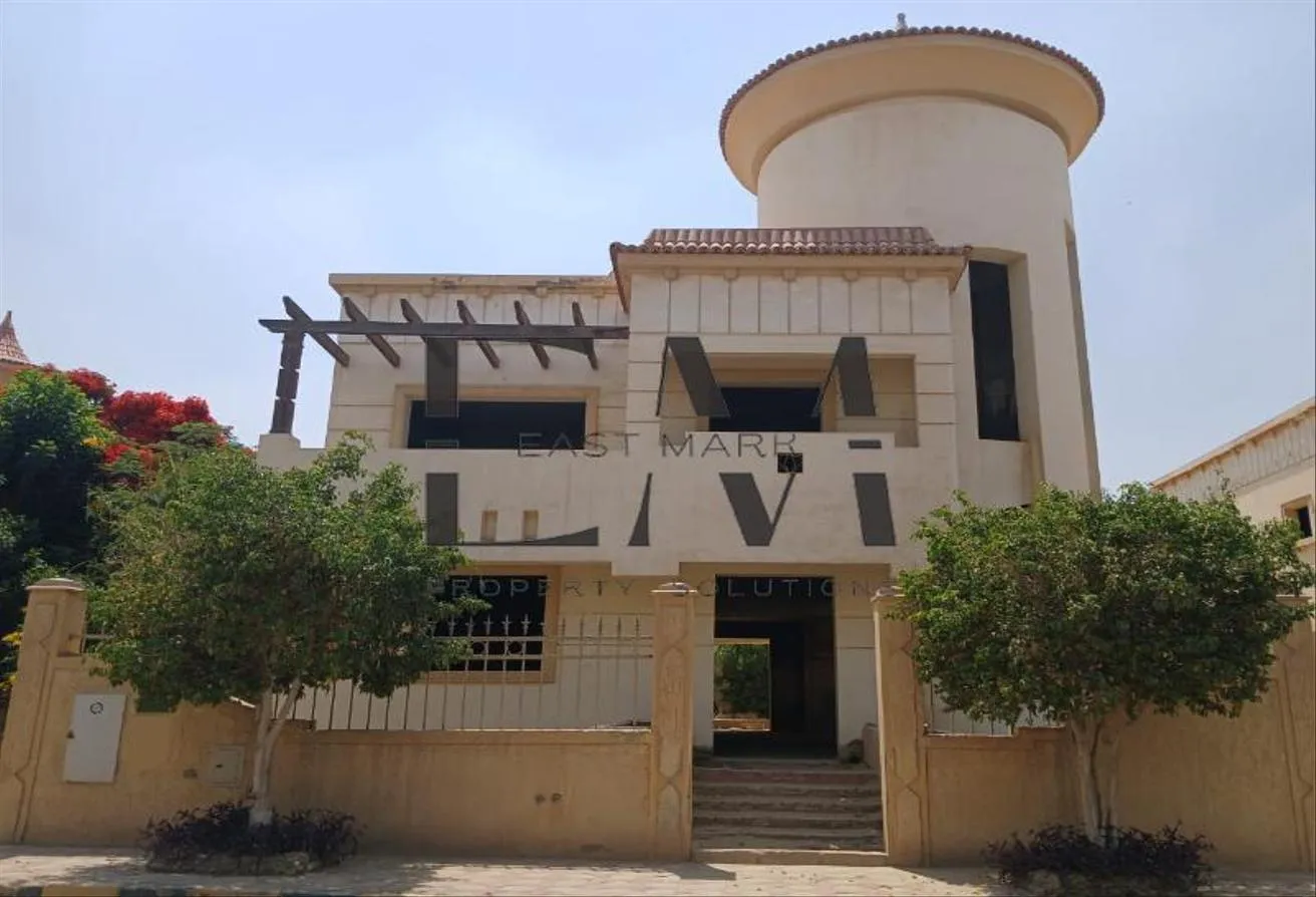 Sale in Riviera heights: Villa 420m in Riviera heights Compound