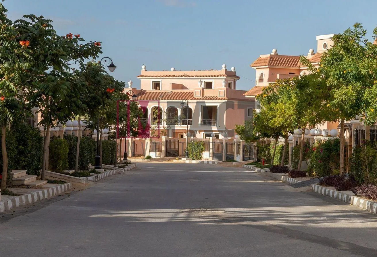 Sale in Cleopatra Palace: Villa in installments with the lowest DP and price
