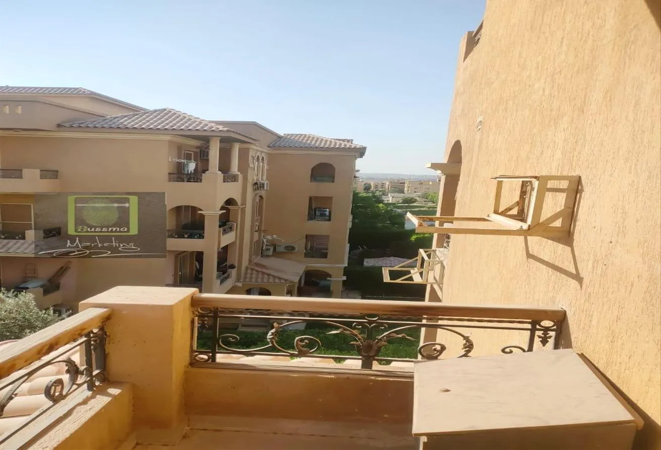 Sale in Al Khamayel city: Penthouse 250m+118m fully finished in sheikh zayed